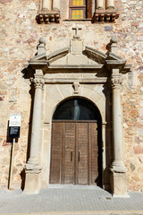 Puerta de iglesia