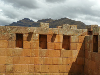 pisac: niches and mountains