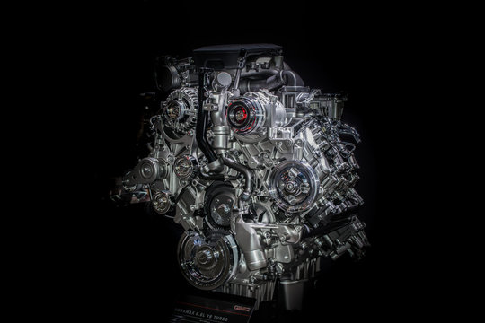 automotive diesel engine Duramax 6.6l v8 turbo