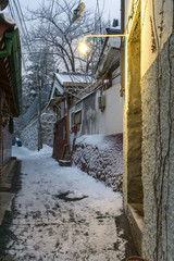 shop light in bukchon hanok village