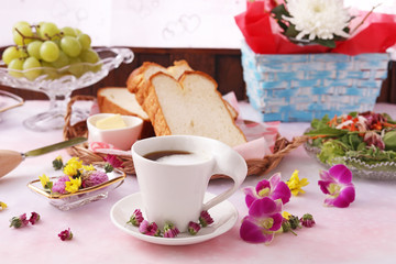 おいしそうなパンとコーヒー
