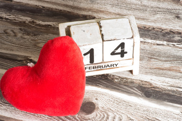 Ein Kalender, Herz und Valentinstag
