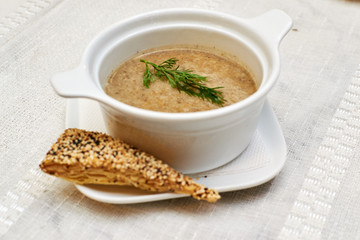 mushroom cream soup with toast