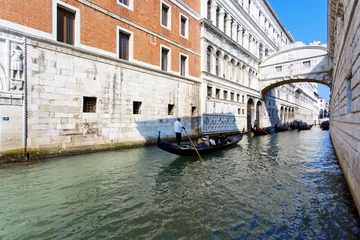 Photo sur Plexiglas Pont des Soupirs The Bridge of Sighs in Venice