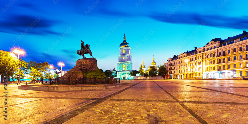 Sticker evening scenery of sofia square in kyiv, ukraine