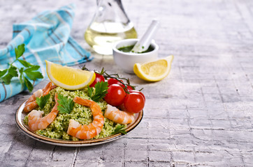 Couscous with shrimp