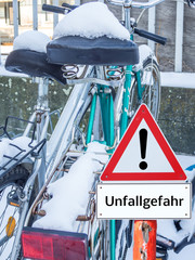 Fahrrad Unfallgefahr Winter © Animaflora PicsStock