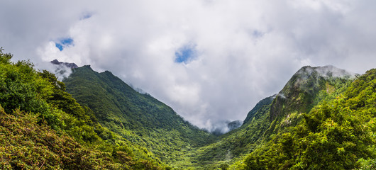 Obraz premium Beautiful landscape of mount Unzen in Kumamoto, Japan.
