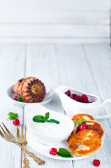 Summer cottage cheese pancakes