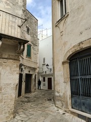 Fototapeta na wymiar Alley in Italy