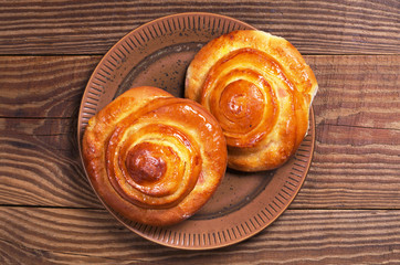 Buns with marmalade