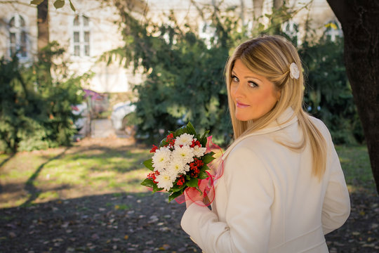 Expecting bride