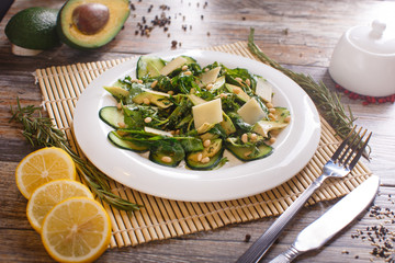 vegan avocado salad with parmesan