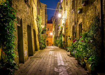 Fototapeta na wymiar Pienza by night, Tuscany
