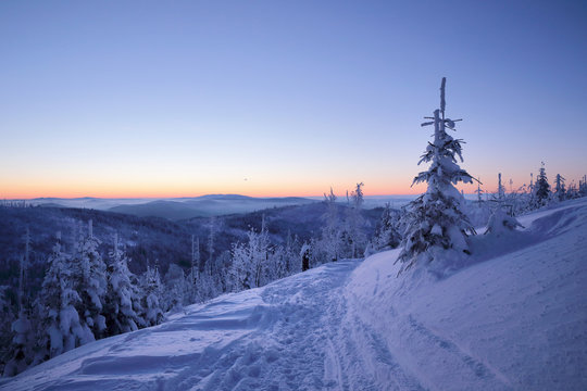 รูปภาพLusen – เลือกดูภาพถ่ายสต็อก เวกเตอร์ และวิดีโอ1,231 | Adobe Stock
