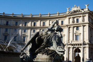 Fototapeta na wymiar Fontana in piazza della repubblica, Roma