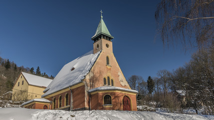 Fototapeta na wymiar Church in Cereniste village in winter