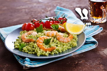 Couscous with shrimp