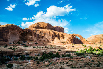 Fototapeta premium approaching corona arch 