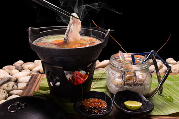 Food served in a pot Japan where the sea food shabu-shabu of the