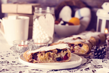 strudel and winter decor