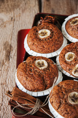 Cinnamon banana muffins