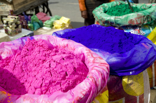 bright Indian colors , Jaipur, Rajasthan, India