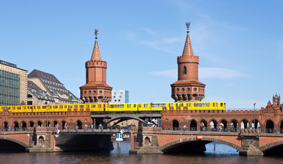 Berlin, Oberbaumbrücke, Spree - obrazy, fototapety, plakaty