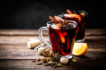 mulled wine - 134302206
