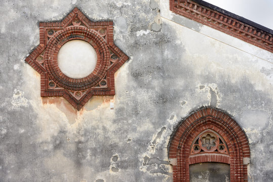 detail of birck decoration, Crespi on Adda