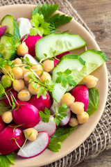 chickpea and vegetables salad