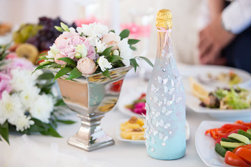bottle of champagne, wedding table decoration, decor butterfly