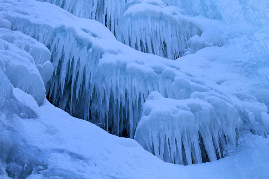 Eiszapfen im Allg&auml;u - Wasserfall - Schleierfall - Bad Oberdorf