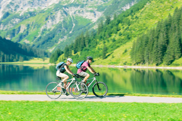 Obraz premium Active Senior Couple