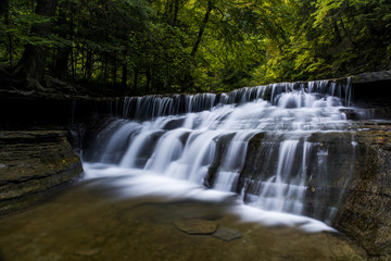 Fototapeta na wymiar Lower Falls - Stony Brook - New York