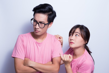 Man angry his girlfriend