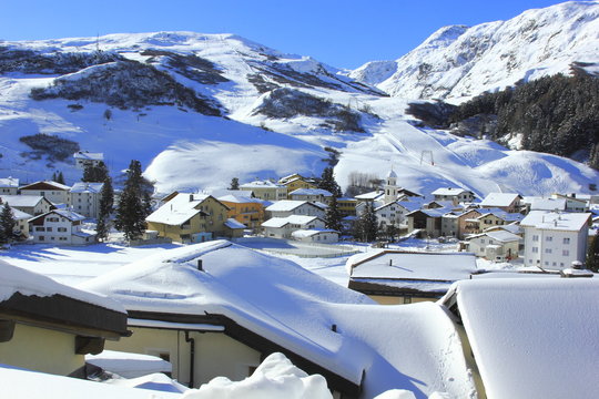 Blick von der Residenza Plaz auf Bivio