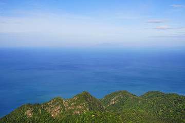 Fototapeta na wymiar Gunung Machinchang Mountain, Langkawi, Malaysia