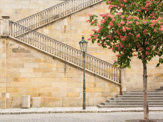 Treppe als Detail der Karlsbrücke, Prag, Tschechien