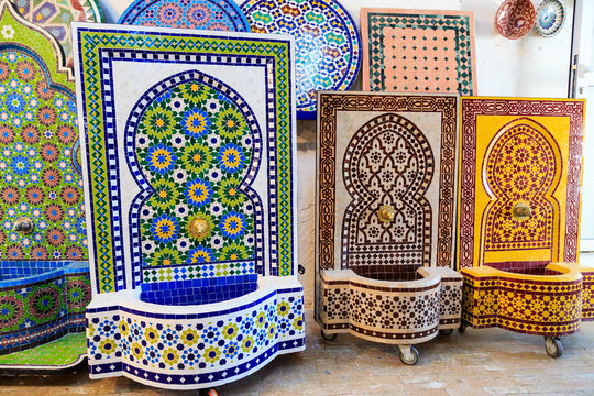 Making of Moroccan mosaic fountain in a factory