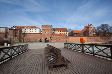 Brama Mostowa i Dwór Mieszczański, Toruń, Poland 