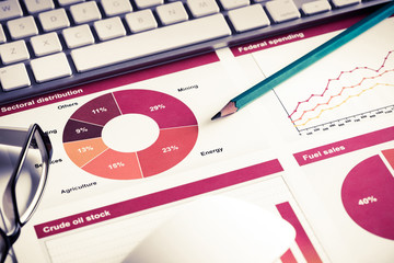 Preparing average sales report