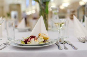 Food catering on wedding day