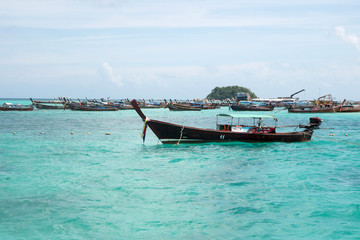 Fototapeta na wymiar Thai longtail boat on Thailand