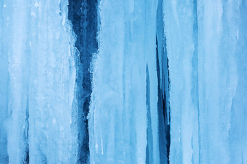 picture of icicles from a waterfall