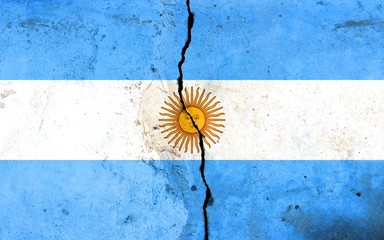 A crack in the monolith. Flag of Argentina