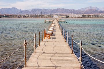 Obraz premium pier to shore wooden floor