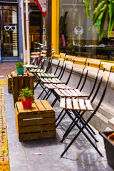Chairs queue
