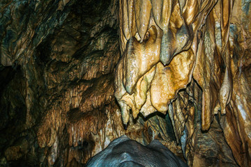 Höhle im Harz