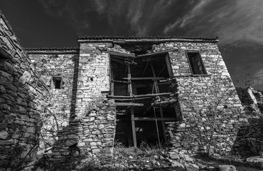old stone house,black and white